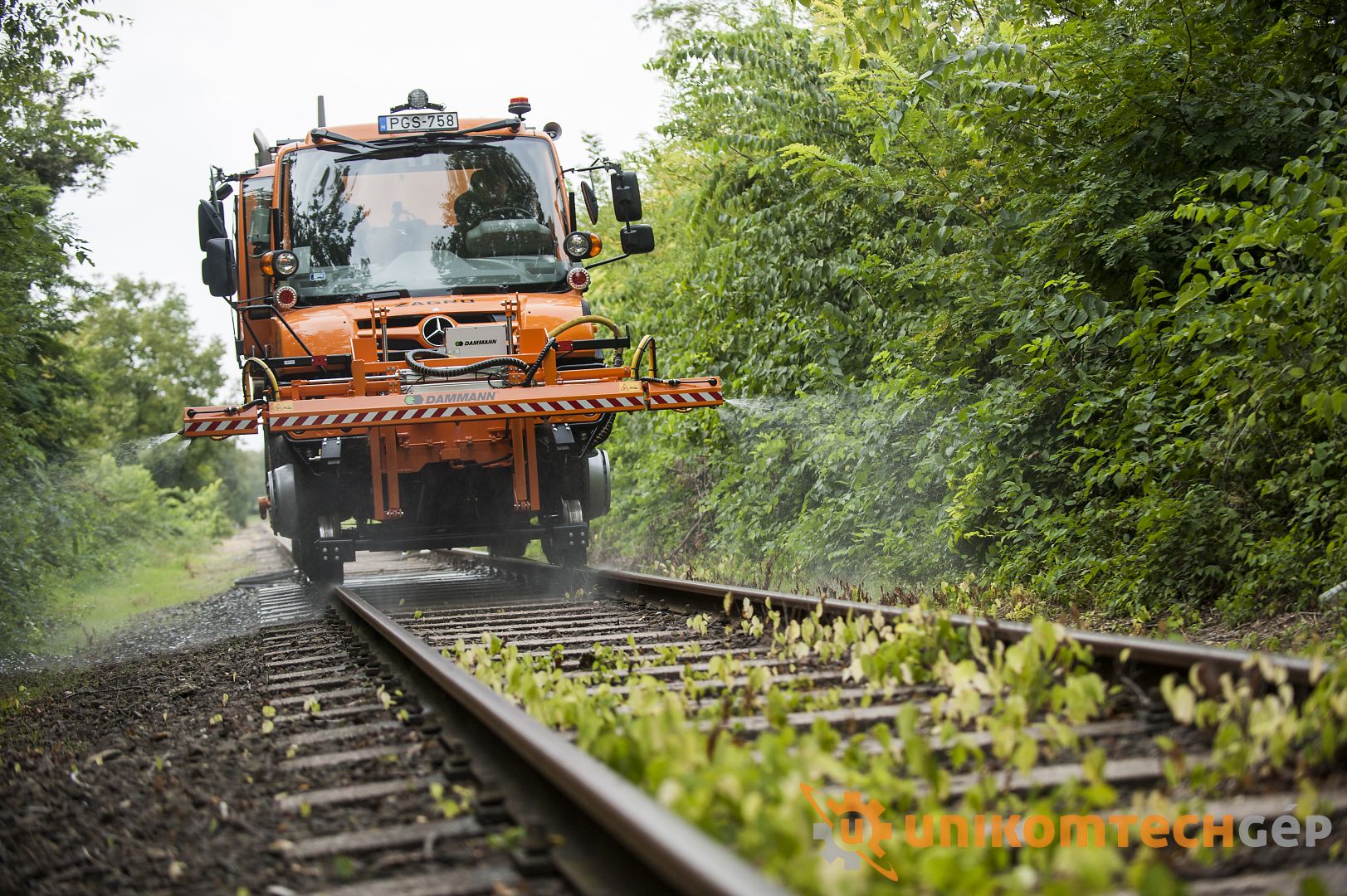 MAV_UNIMOG_21.jpg