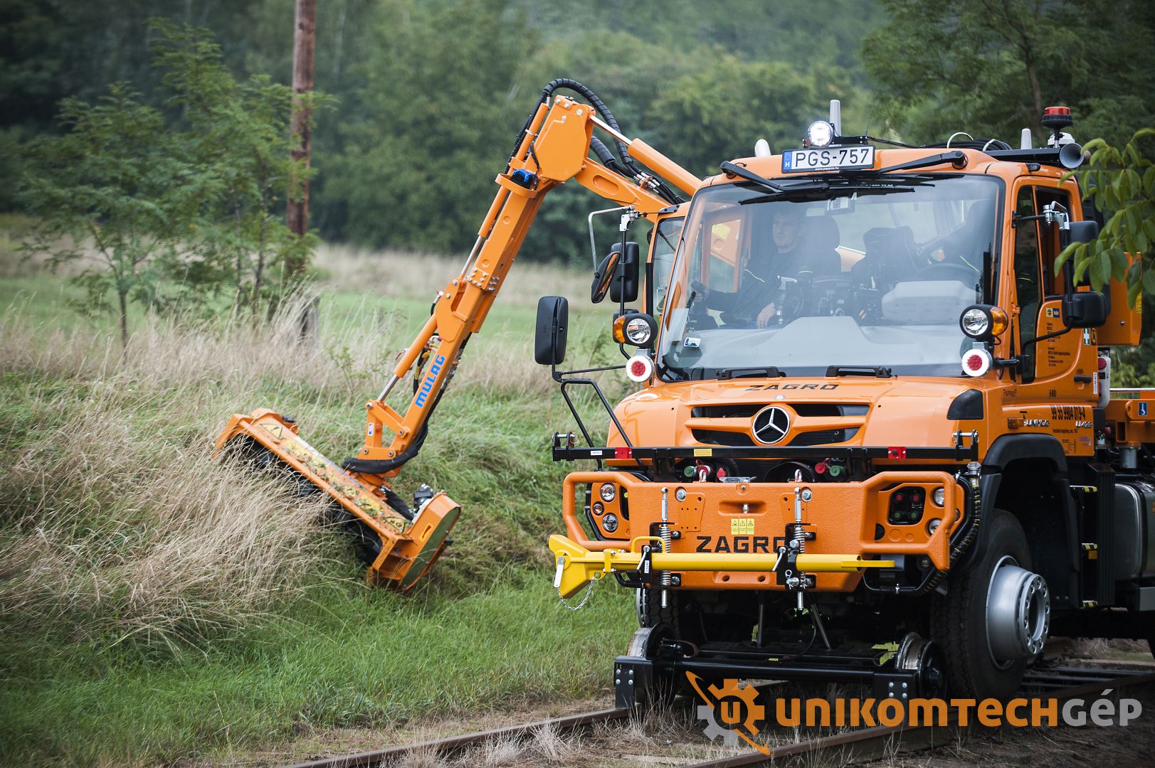 MAV_UNIMOG_9.jpg