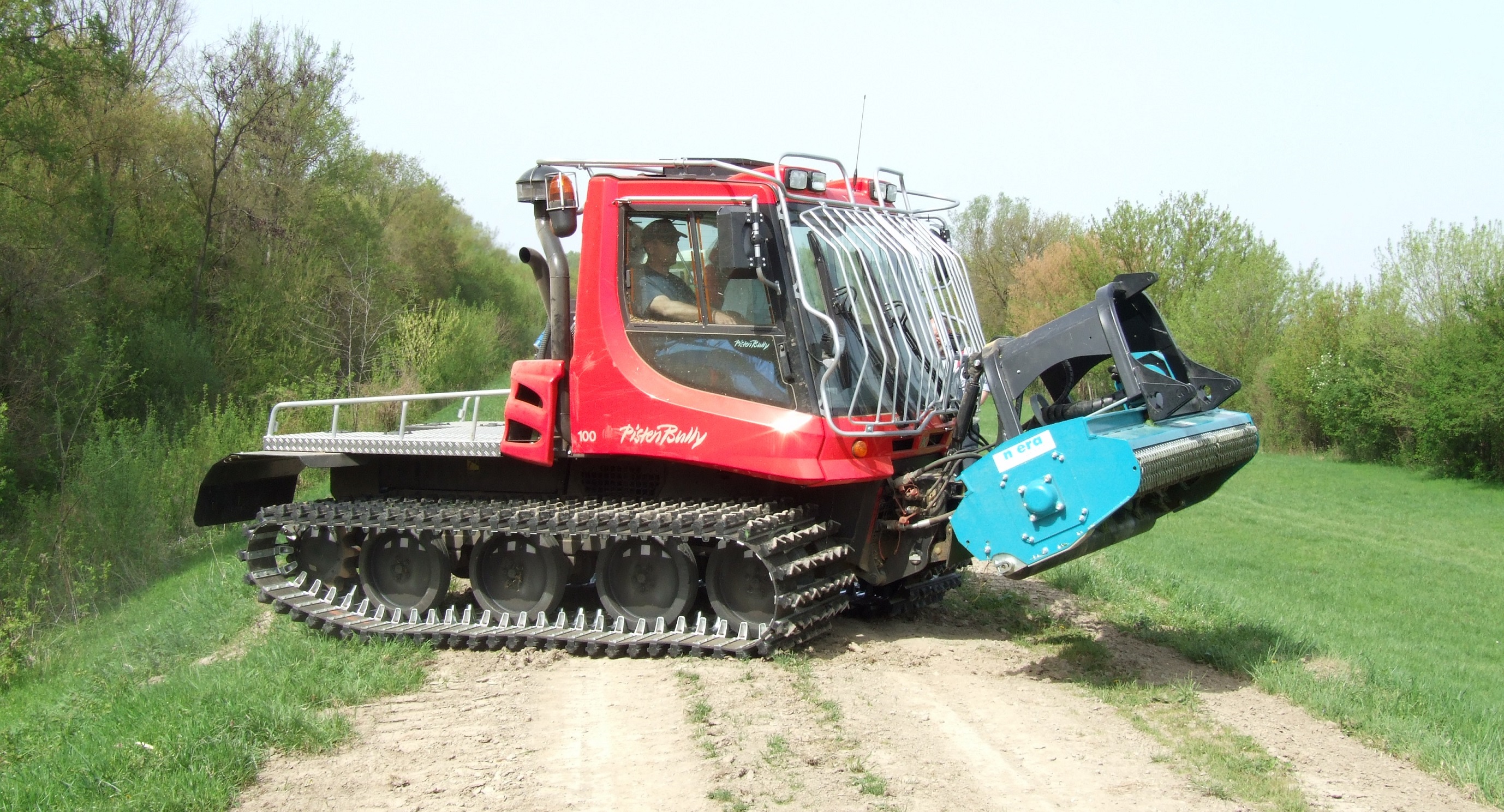 Pistenbully01.jpg